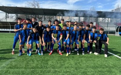 U18 Futbol takımımız şampiyonluk kupasını aldı.